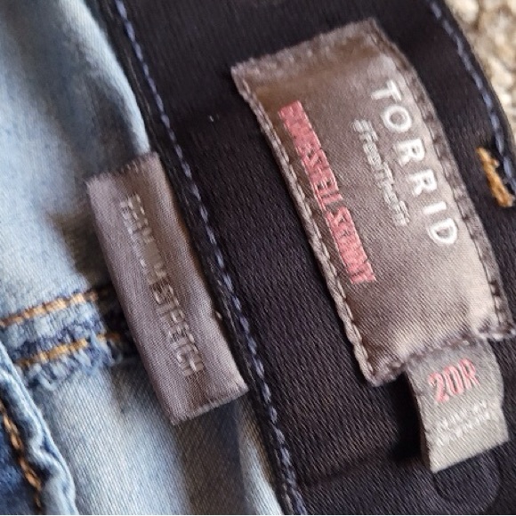 torrid Distressed Dark Blue High-Rise bombshell Skinny Jeans - Picture 15 of 15